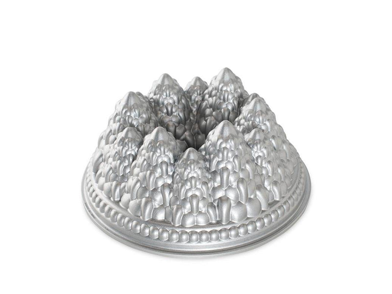 Nordic Ware Bräter Pine Forest Bundt® Pan