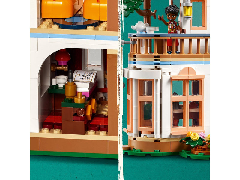 LEGO Friends 42638 Burg mit Ferienunterkunft
