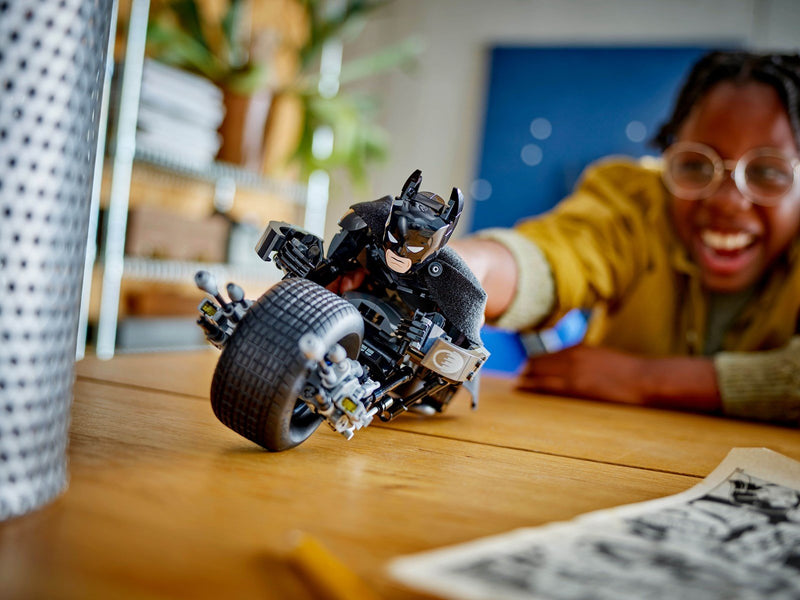 LEGO DC Super Heroes 76273 Batman™ Baufigur mit dem Batpod