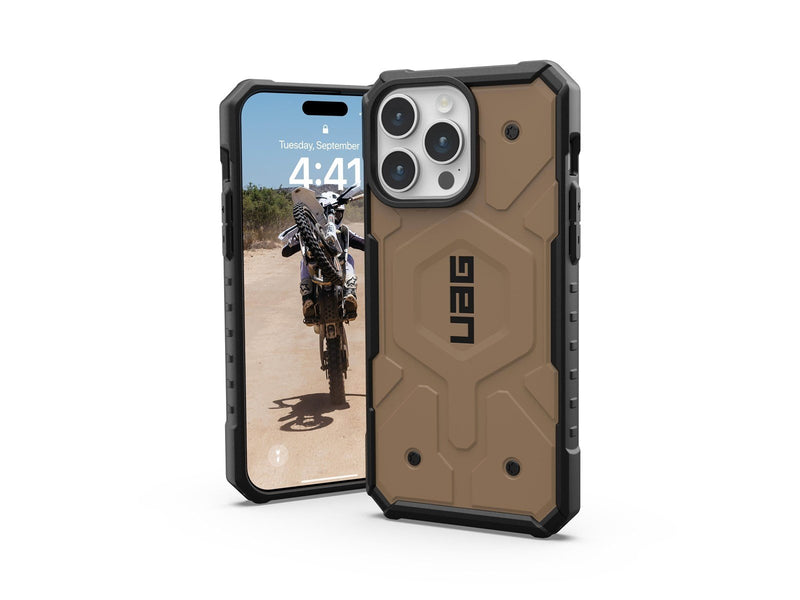 UAG Pathfinder MagSafe - dark earth - iPhone 15 Pro Max