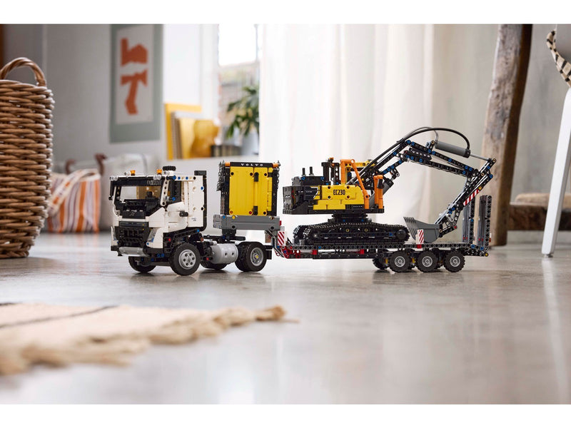 LEGO Technic 42175 Volvo FMX LKW mit EC230 Electric Raupenbagger