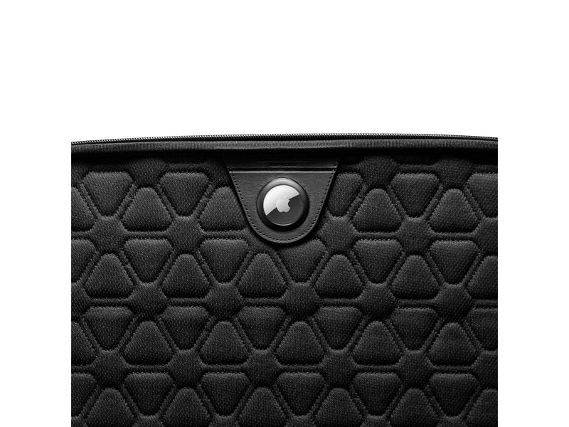 Spigen Rugged Armor Pro - black - MacBook Pro 16" M3 2023/M2 2023/M1 2021