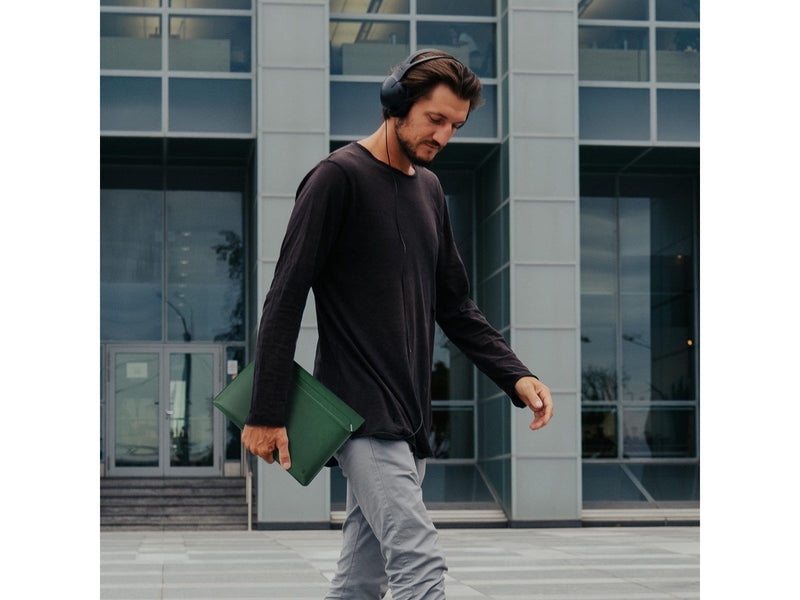Spigen Valentinus S Laptop Sleeve - jeju green - 16"
