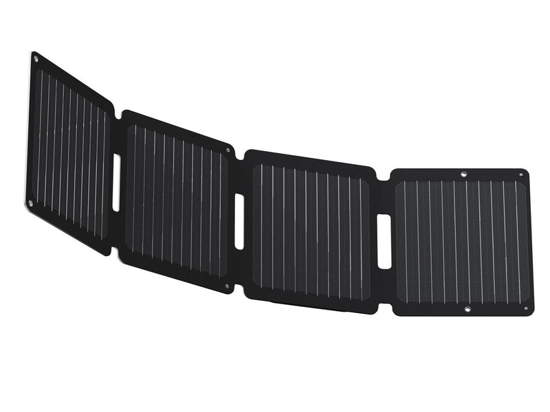 Xtorm Powerful 28W Solar panel IPX4 USB-C/A outputs