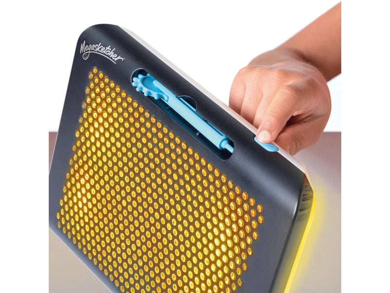 Megasketcher Lights Alive