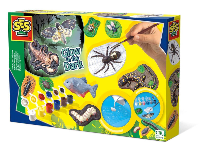SES Creative Children's Scary Animals Glow in the Dark Casting and Painting Set