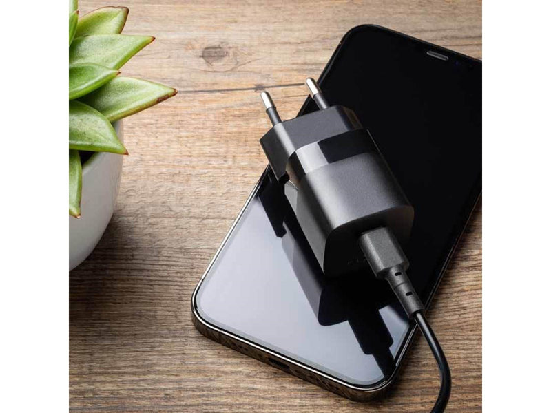 FIXED Super Fast Mini Home Charger USB-C PD 25W Black