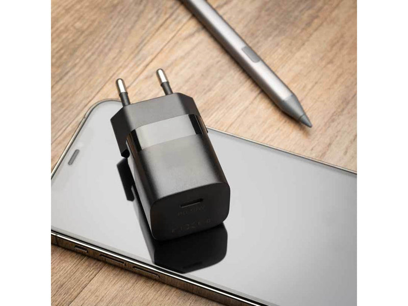 FIXED Super Fast Mini Home Charger USB-C PD 30W Black
