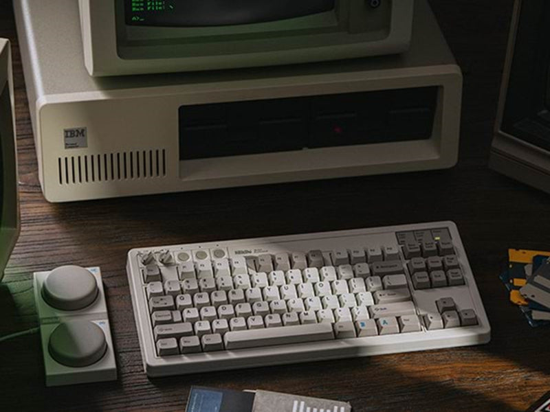 8BitDo Retro Mechanical Keyboard - M Edition - Englisch - UK