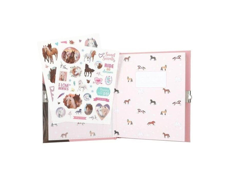 Miss Melody Diary horse with feder
