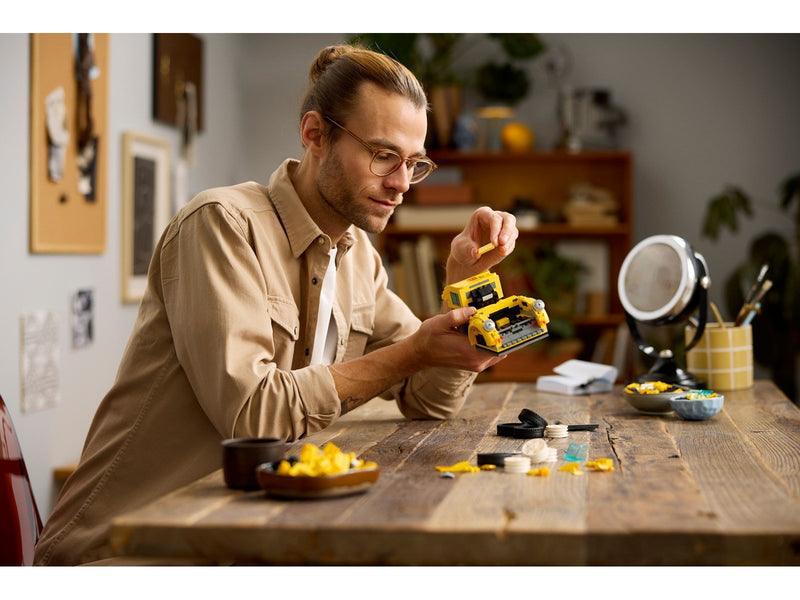 LEGO Icons 10338 Bumblebee