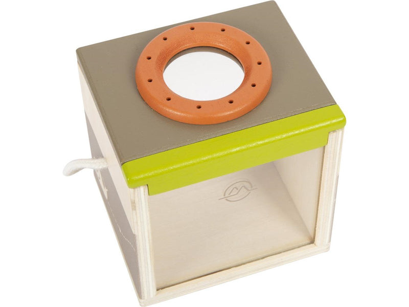 Small Foot - Wooden Insect Box Discover