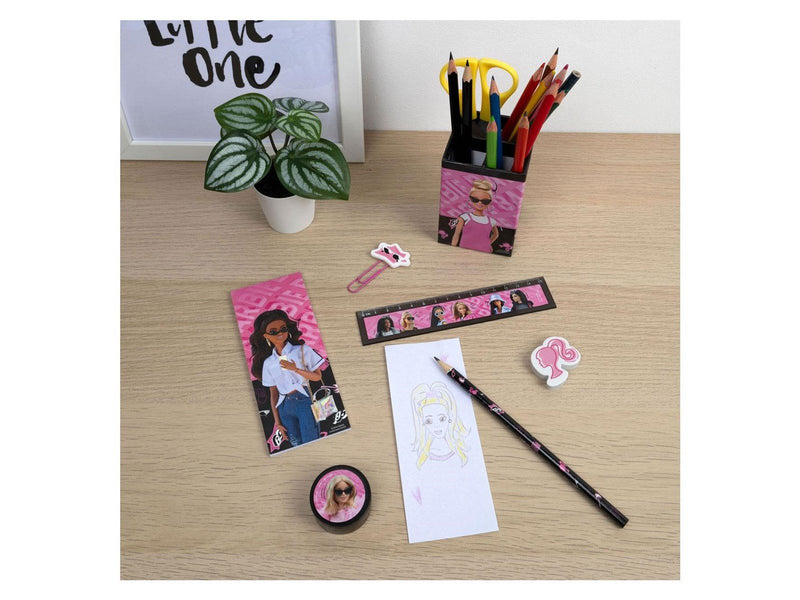Undercover Desk set Barbie 6 pieces.