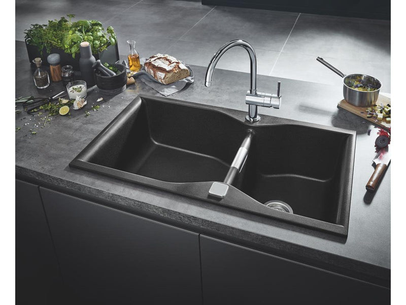 Grohe Minta Kitchen faucet with pull-out C-spout Supersteel
