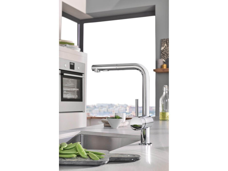 Grohe Minta Kitchen faucet with pull-out C-spout Supersteel