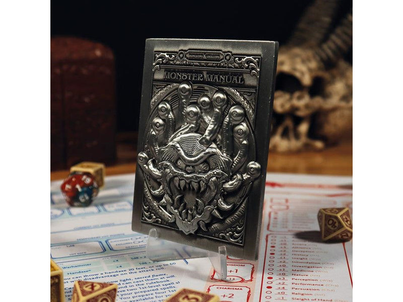FaNaTtik - Dungeons & Dragons Limited Edition Monster Manual Ingot
