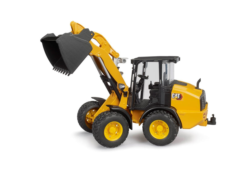 Bruder   CAT Wheel loader toy