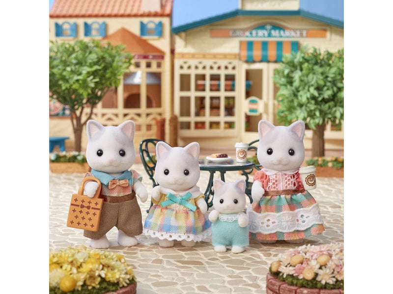 Sylvanian Families Latte Cat Family