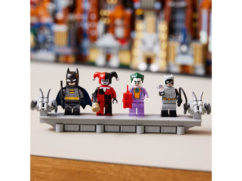 LEGO DC Super Heroes 76271 Batman: Die Zeichentrickserie Gotham City