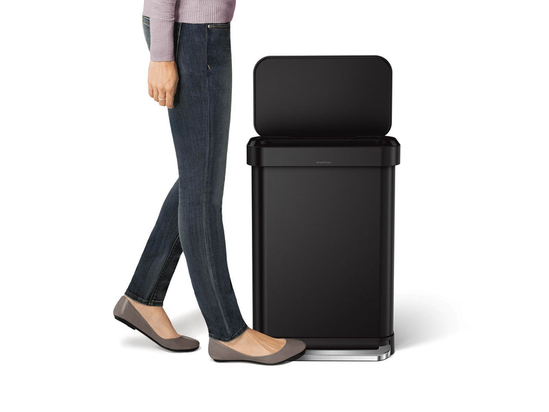 Simplehuman 55L rechteckiger Pedalbehälter mit Liner-Tasche, schwarz