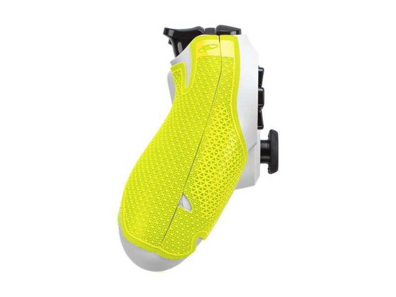 Lizard Skins DSP Controller Grip for PlayStation 4 - Neon - Miscellaneous - Sony PlayStation 4