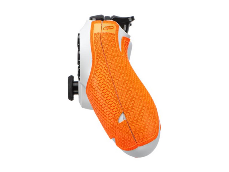 Lizard Skins DSP Controller Grip for PlayStation 4 - Tangerine - Miscellaneous - Sony PlayStation 4