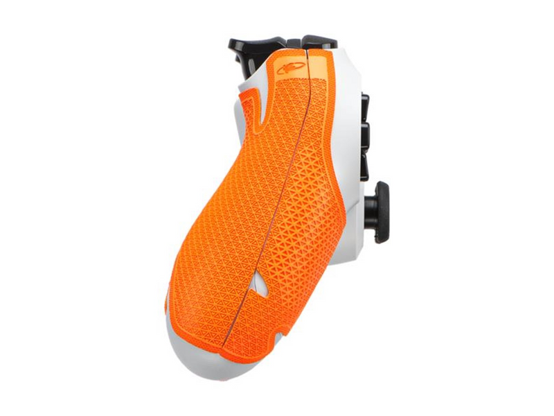 Lizard Skins DSP Controller Grip for PlayStation 4 - Tangerine - Miscellaneous - Sony PlayStation 4