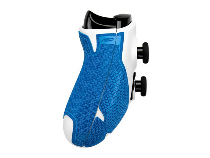 Lizard Skins DSP Controller Grip for Xbox One - Polar Blue - Miscellaneous - Microsoft Xbox One