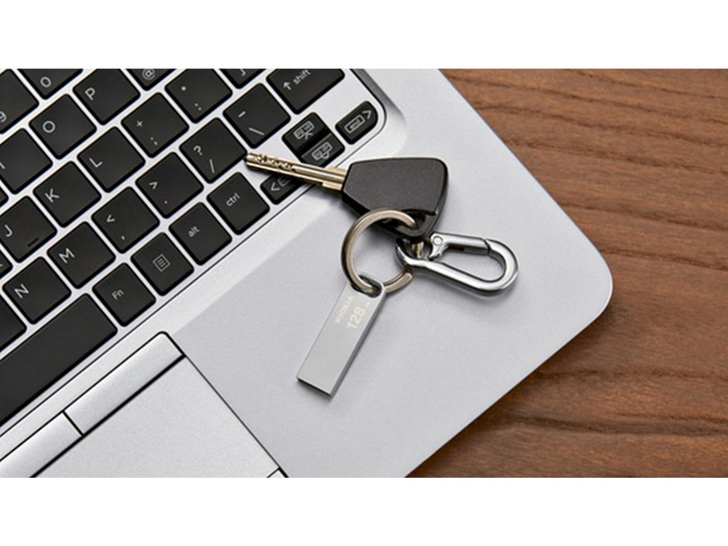 Kioxia TransMemory U366 - 128GB - USB-Stick