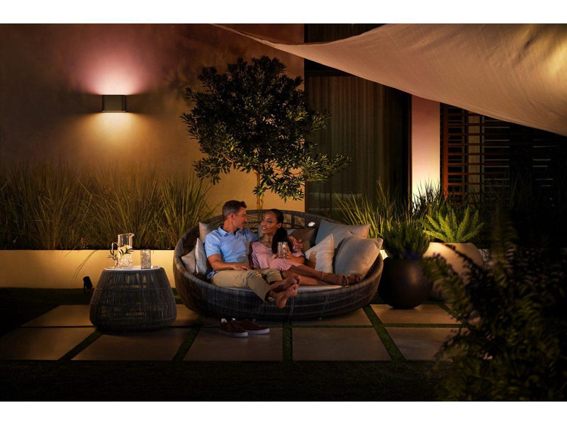 Philips Hue Dymera Wandleuchte für den Innen- und Außenbereich