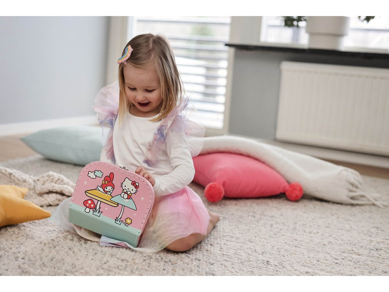 Hello Kitty suitcase