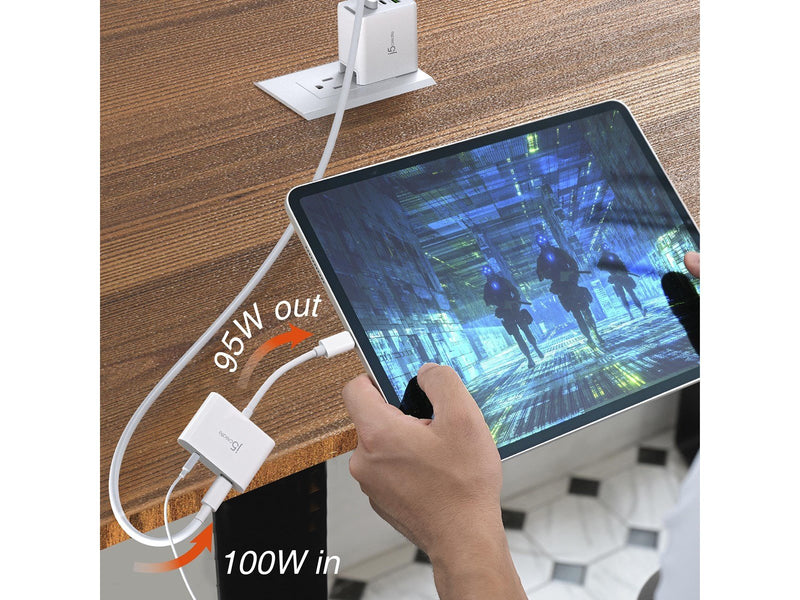 j5create USB-C to 3.5mm Audio Adapter (with PD)