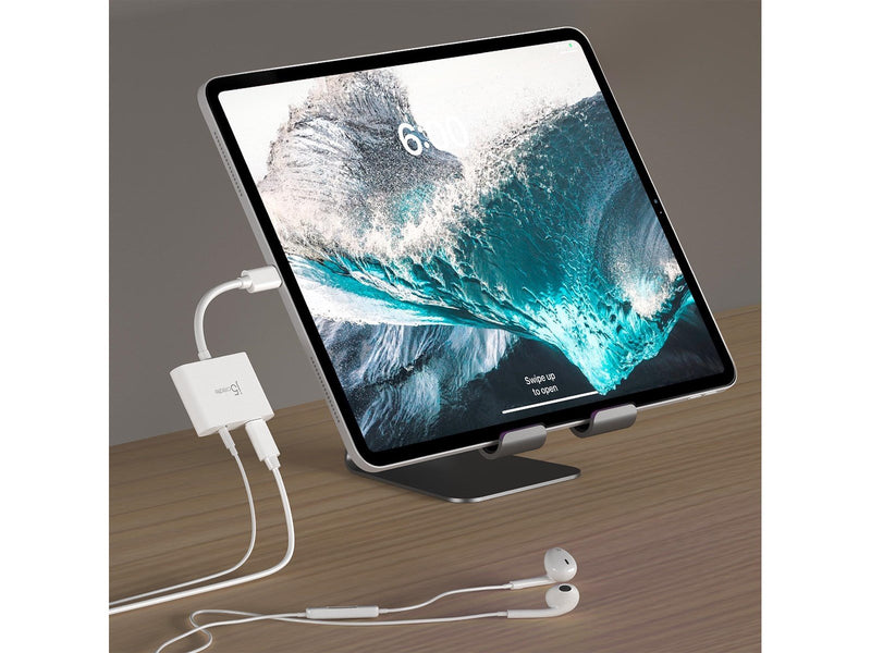 j5create USB-C to 3.5mm Audio Adapter (with PD)