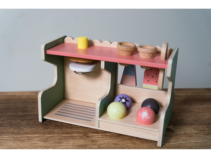 Dantoy Playful Wood Ice Cream Shop