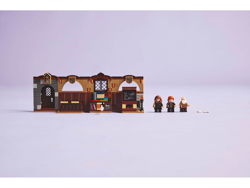 LEGO Harry Potter 76442 Hogwarts™ Castle: Charms Class