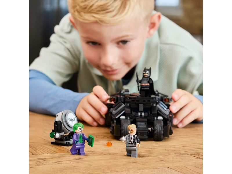 LEGO DC Super Heroes 76303 Batman™ Tumbler vs. Two-Face™ & The Joker™