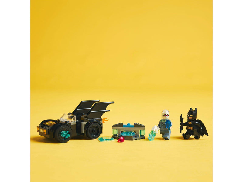 LEGO DC Super Heroes 76301 Batman™ & Batmobil™ vs. Mr. Freeze™
