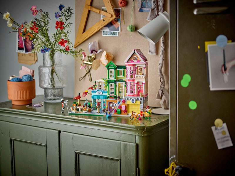 LEGO Friends 42670 Heartlake City Wohn- und Einkaufsstraße