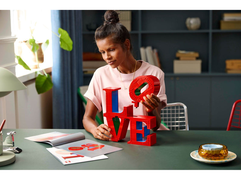 LEGO Art 31214 LOVE