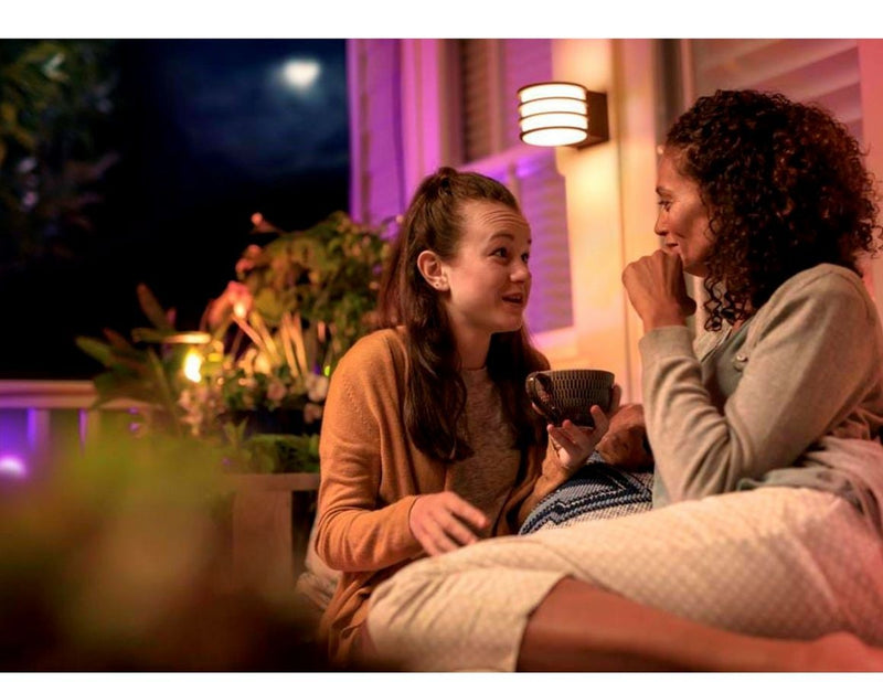 Philips Hue Outdoor Lucca Hohe Sockelleuchte