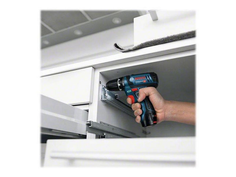 Bosch Professional GSR 12 V - 15 W/ 2 x 2 Ah charger
