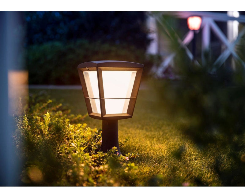 Philips Hue Outdoor Econic Tiefe Sockelleuchte