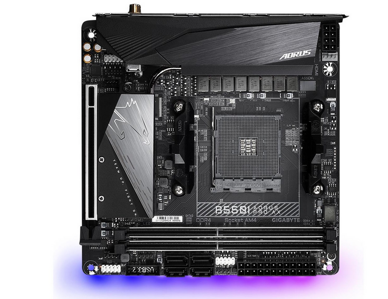 GIGABYTE B550I AORUS PRO AX Mainboard - AMD B550 - AMD AM4 socket - DDR4 RAM -