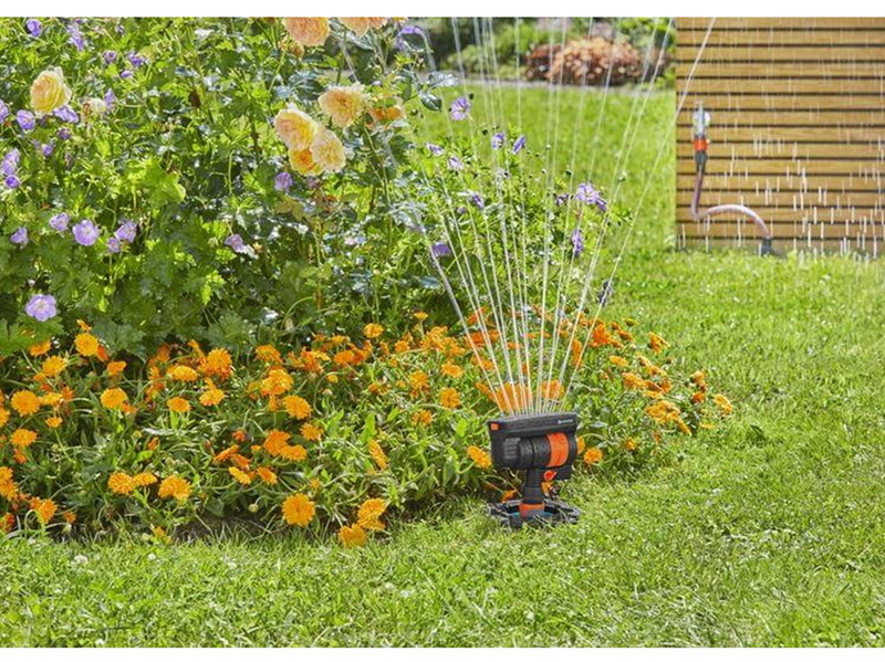 Gardena Starter Set Pipeline with Oscillating Sprinkler