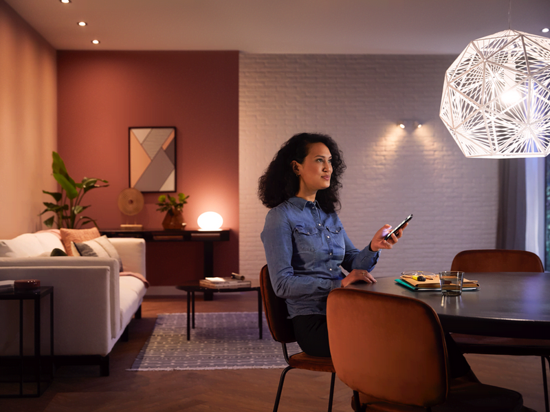 Philips Hue White Starter Kit — 3x E27 A60 Bulbs + Dimmer Switch + Hue Bridge