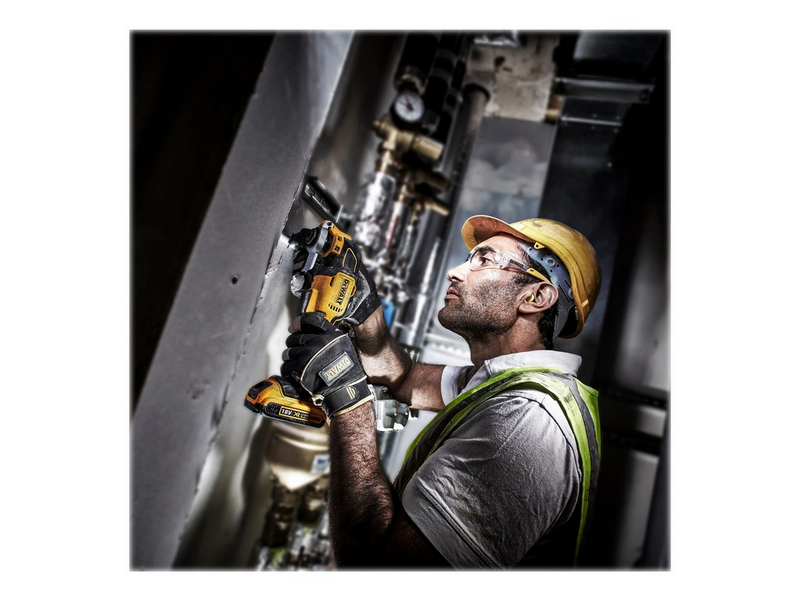 Dewalt DCS356N Cordless Multitool