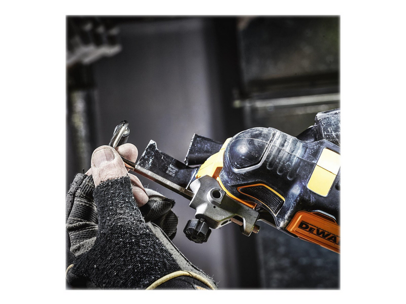 Dewalt DCS356N Cordless Multitool