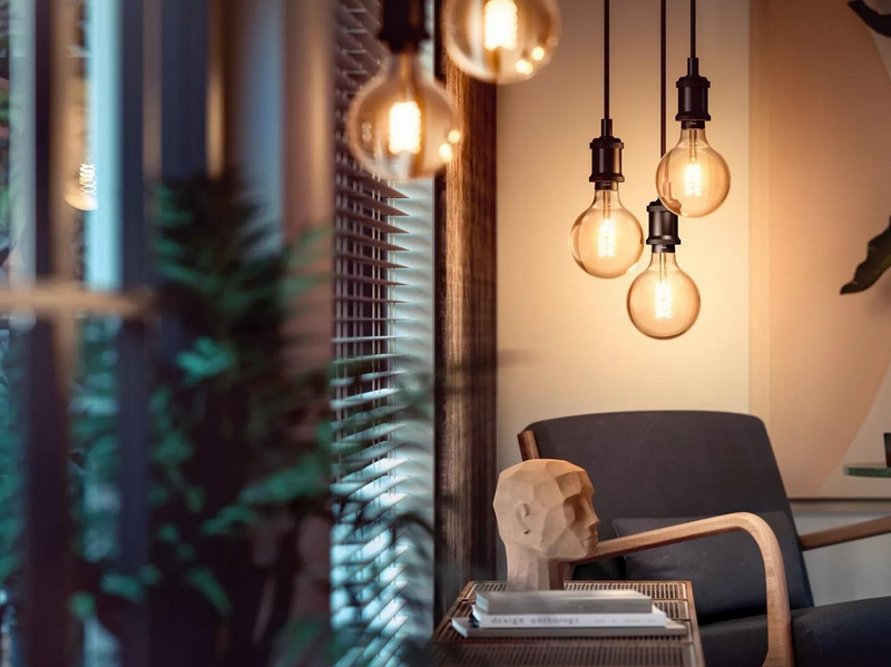 Philips Hue Filament Globe G93 7W White E27