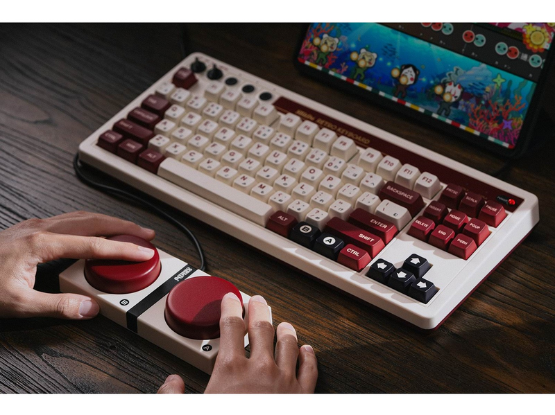 8BitDo Retro Mechanical Keyboard - Fami Edition - 80% - Englisch (UK) - Braun