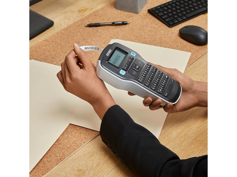 DYMO LabelManager 160 Etikettendrucker-Starterkit | mit 3 Rollen Dymo D1 Label